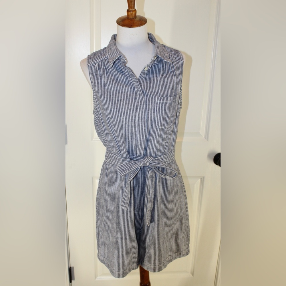 Anthropologie Blue White Striped Romper Shorts size 6 nautical coastal preppy